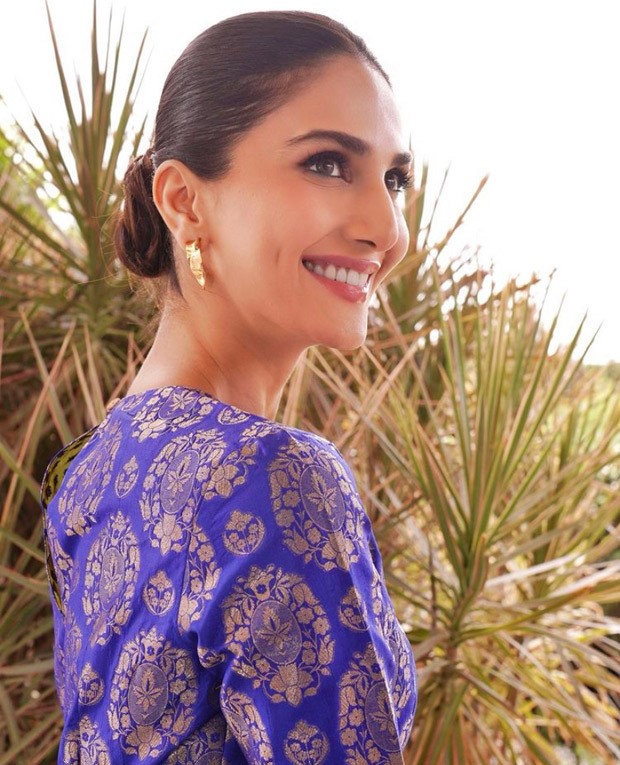 Vaani Kapoor gives major ethnic goals in royal blue palazzo set as she steps out to promote Shamshera Vaani Kapoor gives major ethnic goals in royal blue palazzo set as she steps out to promote Shamshera
