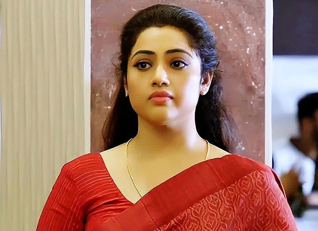 Meena asks media to stop spreading rumours about the demise of her husband; “I request media to respect our privacy” says the Drishyam actress in a heartfelt note
