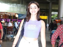 Ananya Panday flashes her cute smile for the paps
