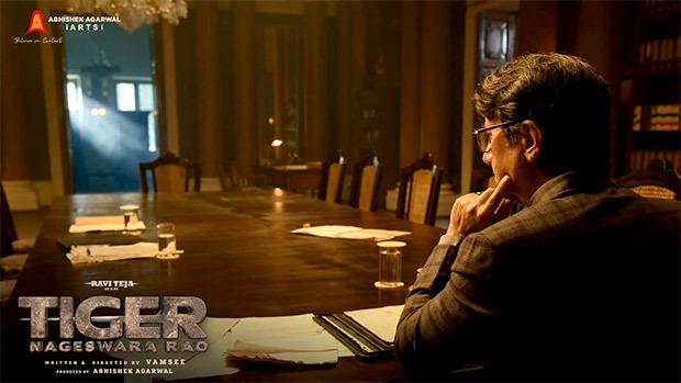 Anupam Kher joins Ravi Teja's Tiger Nageswara Rao, see first look