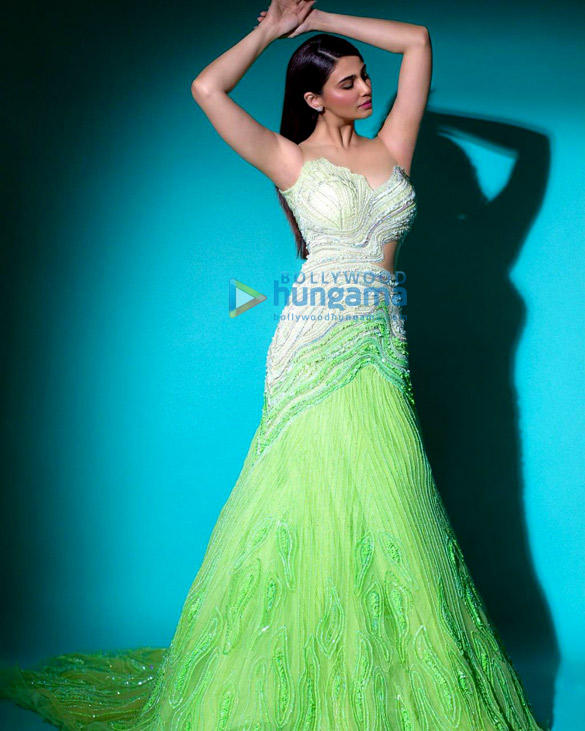 daisy shah 1 24