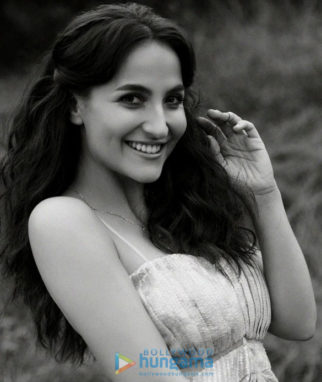 Celeb Photos Of Elli AvrRam
