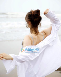 Celebrity Photos of Elli AvrRam