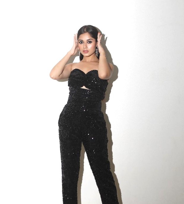 Jannat Zubair ups the glam in black velvet sequin co-ord set worth Rs. 3,319 Jannat Zubair ups the glam in black velvet sequin co-ord set worth Rs. 3,319