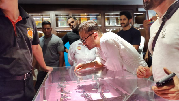 Laal Singh Chaddha: Aamir Khan, Mona Singh, Naga Chaitanya, Advait Chandan visit National War Memorial in New Delhi to pay homage to India's martyrs; see photos Laal Singh Chaddha: Aamir Khan, Mona Singh, Naga Chaitanya, Advait Chandan visit National War Memorial in New Delhi to pay homage to India's martyrs; see photos