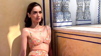 Manushi Chhillar looks like the definition of beautiful