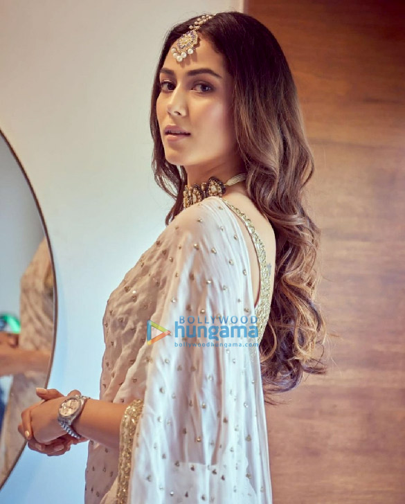 mira kapoor 1 3