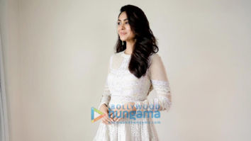 Celebrity Photos of Mrunal Thakur