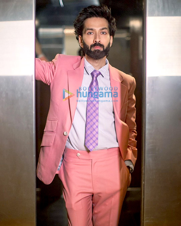 Nakuul Mehta Photos, Images, HD Wallpapers, Nakuul Mehta HD Images ...