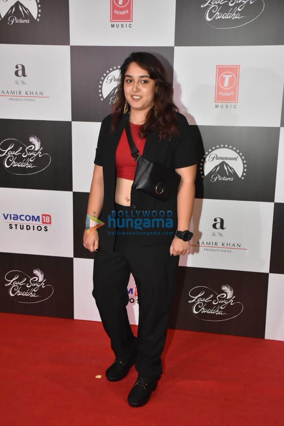 photos aamir khan kiran rao kareena kapoor khan saif ali khan and others attend red carpet premiere of laal singh chaddha 1198 2