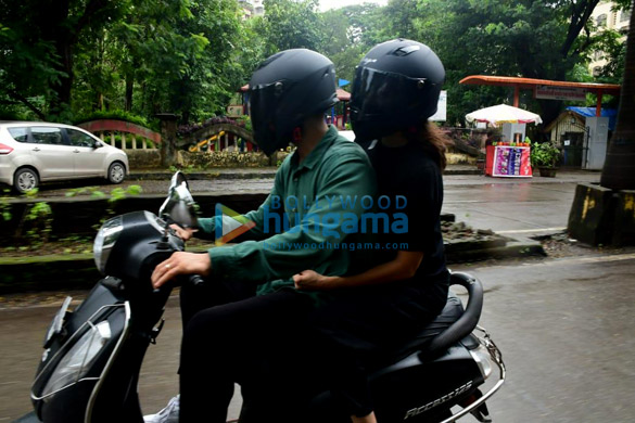 photos anushka sharma and virat kohli snapped at on a bike ride 4