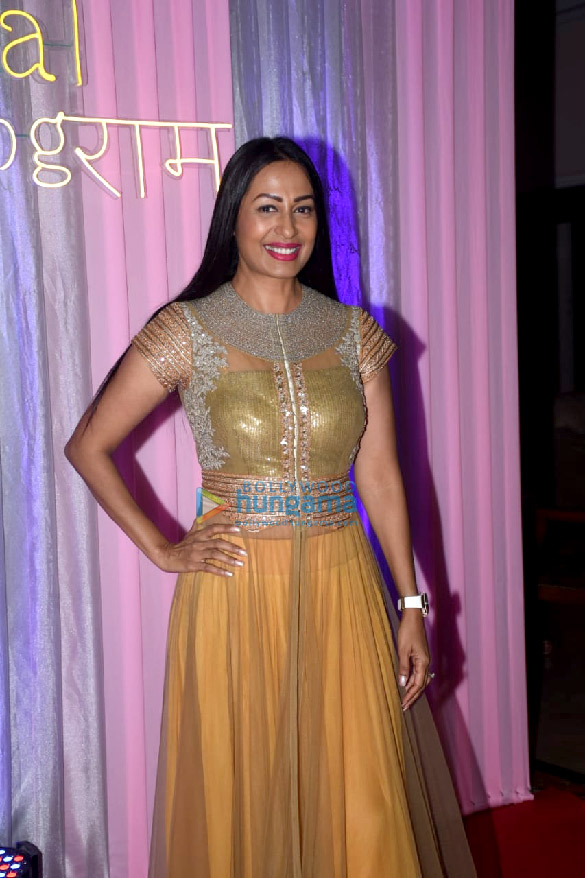photos celebs attend the wedding reception of payal rohatgi and sangram singh 5 2