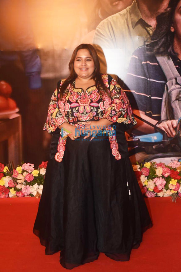 photos celebs grace the premiere of raksha bandhan more 1 3