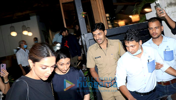photos deepika padukone and anisha padukone snapped at mizu in bandra 2