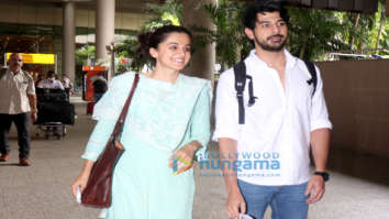Photos: Do Baaraa team Taapsee Pannu, Pavail Gulati, Anurag Kashyap, Ekta Kapoor spotted at the airport