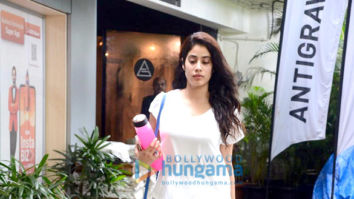 Photos: Janhvi Kapoor spotted at a gym in Bandra