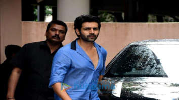Photos: Kartik Aaryan snapped at Sanjay Leela Bhansali’s office in Juhu