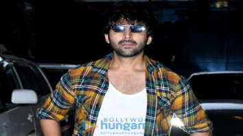 Photos: Kartik Aaryan snapped in Andheri