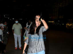 Photos: Mrunal Thakur, Rashmika Mandanna, Zareen Khan and others snapped at the airport