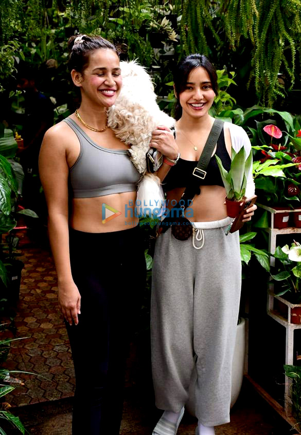 photos neha sharma and aisha sharma snapped in khar 2