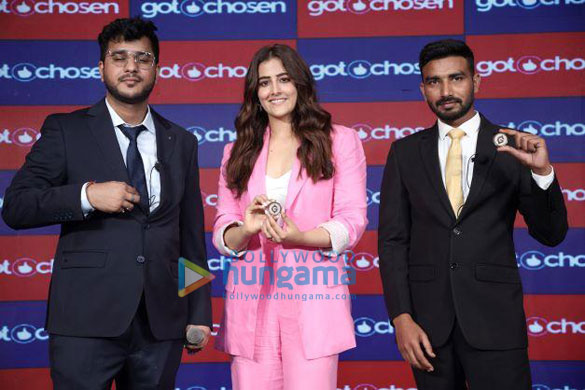photos nupur sanon graces the launch of gotchosen app 2