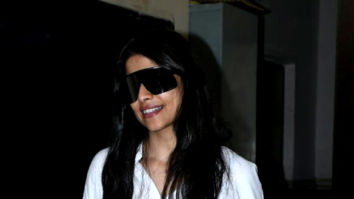 Photos: Sai Tamhankar spotted in Khar