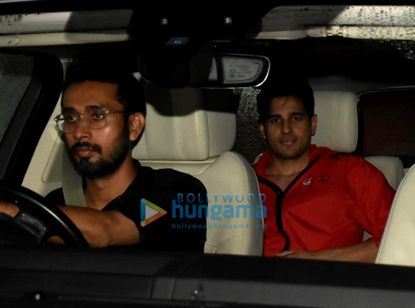 photos sidharth malhotra kiara advani and shashank khaitan snapped at karan johars office in khar 5