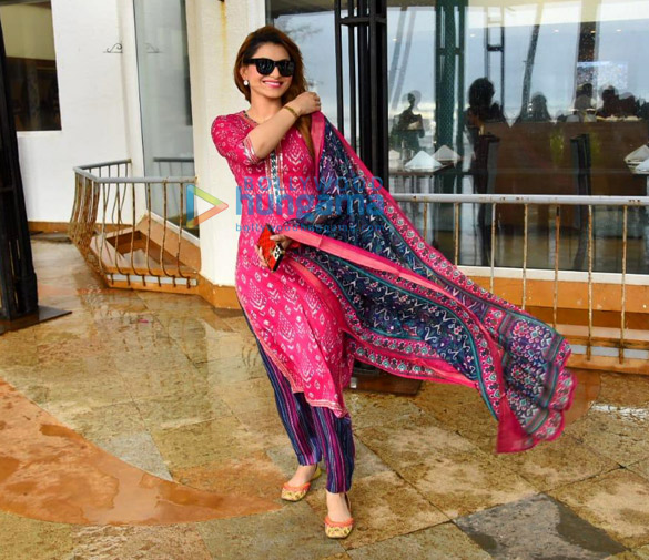 photos urvashi rautela snapped in sun n sand hotel in juhu 4