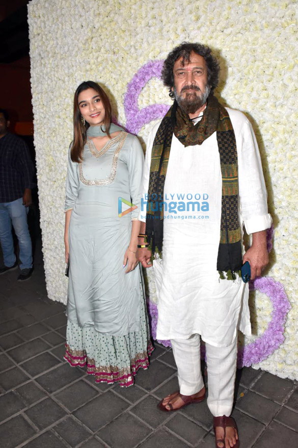 photos vicky kaushal katrina kaif sohail khan and others snapped at arpita khans home on the occasion of ganesh chaturthi8 2