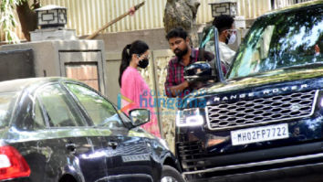 Photos: Vicky Kaushal and Katrina Kaif snapped at a clinic