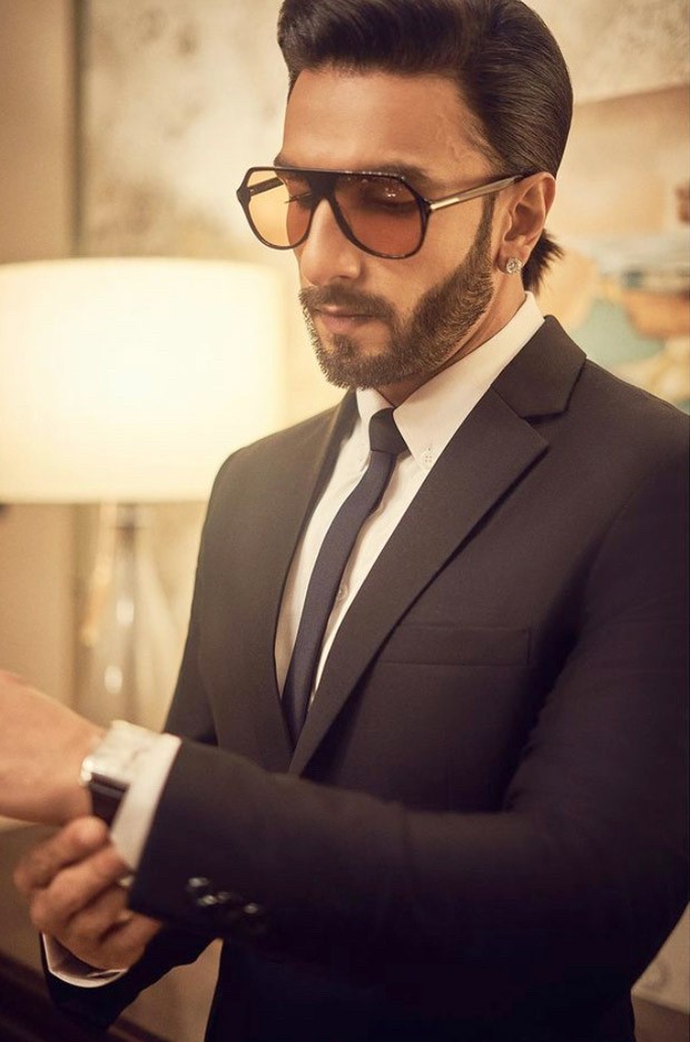 Ranveer Singh exudes panache in black suit as he attends an event in the city 