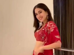 Sara Ali Khan looks smoking hot in red