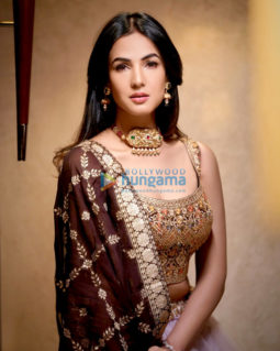 Celeb Photos Of Sonal Chauhan