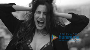 Celebrity Photos of Sonnalli Seygall