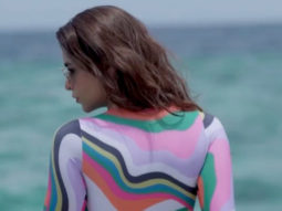 Aamna Sharif gives beachy vibes through her reel