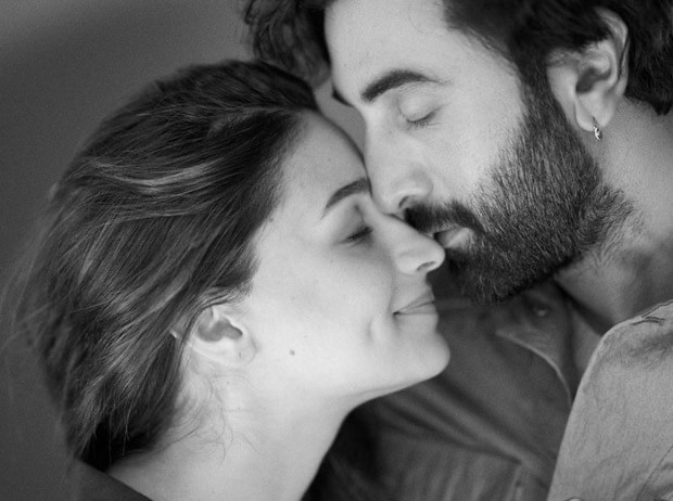 Alia Bhatt shares a cosy picture with husband Ranbir Kapoor; calls him ‘home’ Alia Bhatt shares a cosy picture with husband Ranbir Kapoor; calls him ‘home’