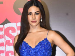 Amyra Dastur looks breathtaking in blue outfit