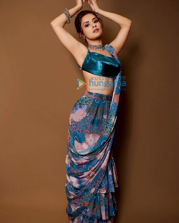 avneet kaur 1 20