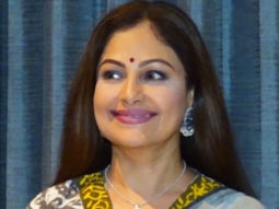 Ayesha Jhulka poses for paps in a blue saree
