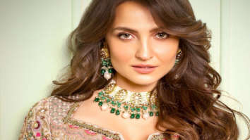 Celebrity Photos of Elli AvrRam