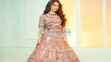 Celebrity Photos of Elli AvrRam