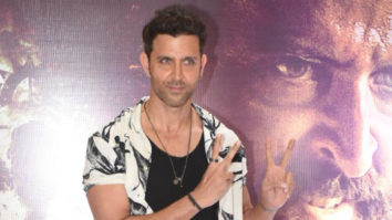 Hrithik Roshan looks handsome as always at Vikram Vedha trailer launch