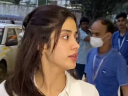 Janhvi Kapoor clicked at the airport