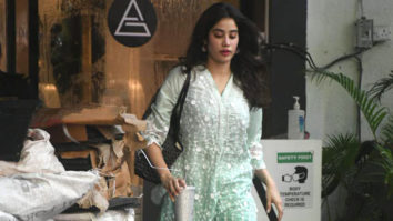Janhvi Kapoor’s simplicity at it’s best