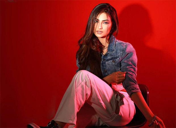 EXCLUSIVE: Palak Tiwari reveals her love for the baggy jeans trend ...
