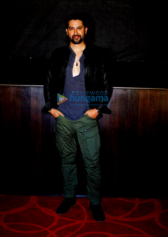 photos aftab shivdasani and others grace the launch of the song taveez 1