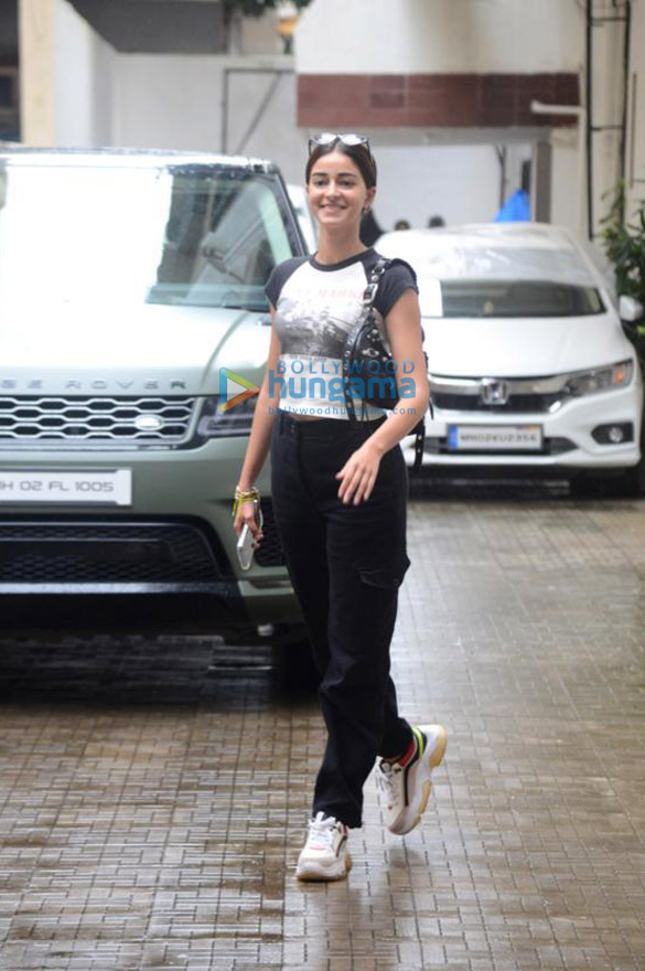 photos ananya panday snapped at old dharma productions office in khar 2