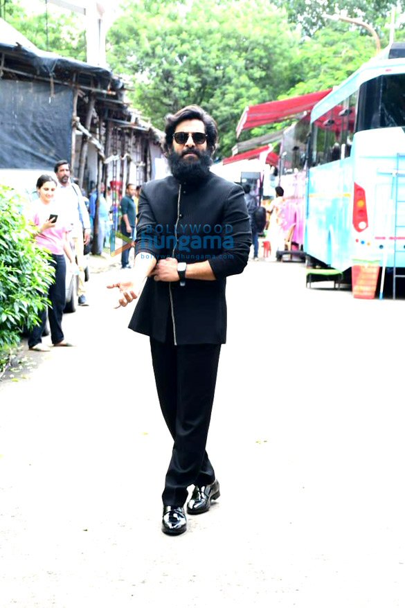 photos chiyaan vikram sobhita dhulipala trisha krishnan karthi jayam ravi snapped at ponniyin selvan promotions 5