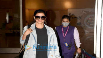 Photos: Deepika Padukone, Parineeti Chopra, Vicky Kaushal and others snapped at the airport