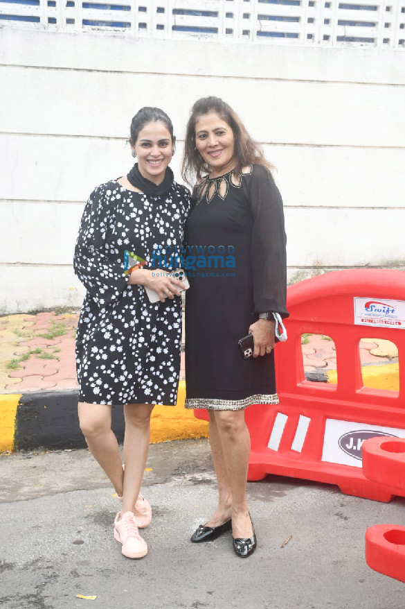 Photos Genelia Dsouza Snapped With Her Parents At Mount Mary Church 5